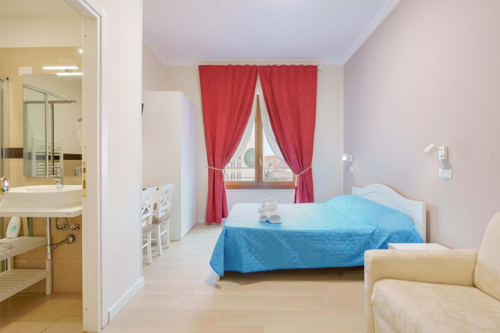 Affittacamere 5 Stelle Cagliari Ngoại thất bức ảnh