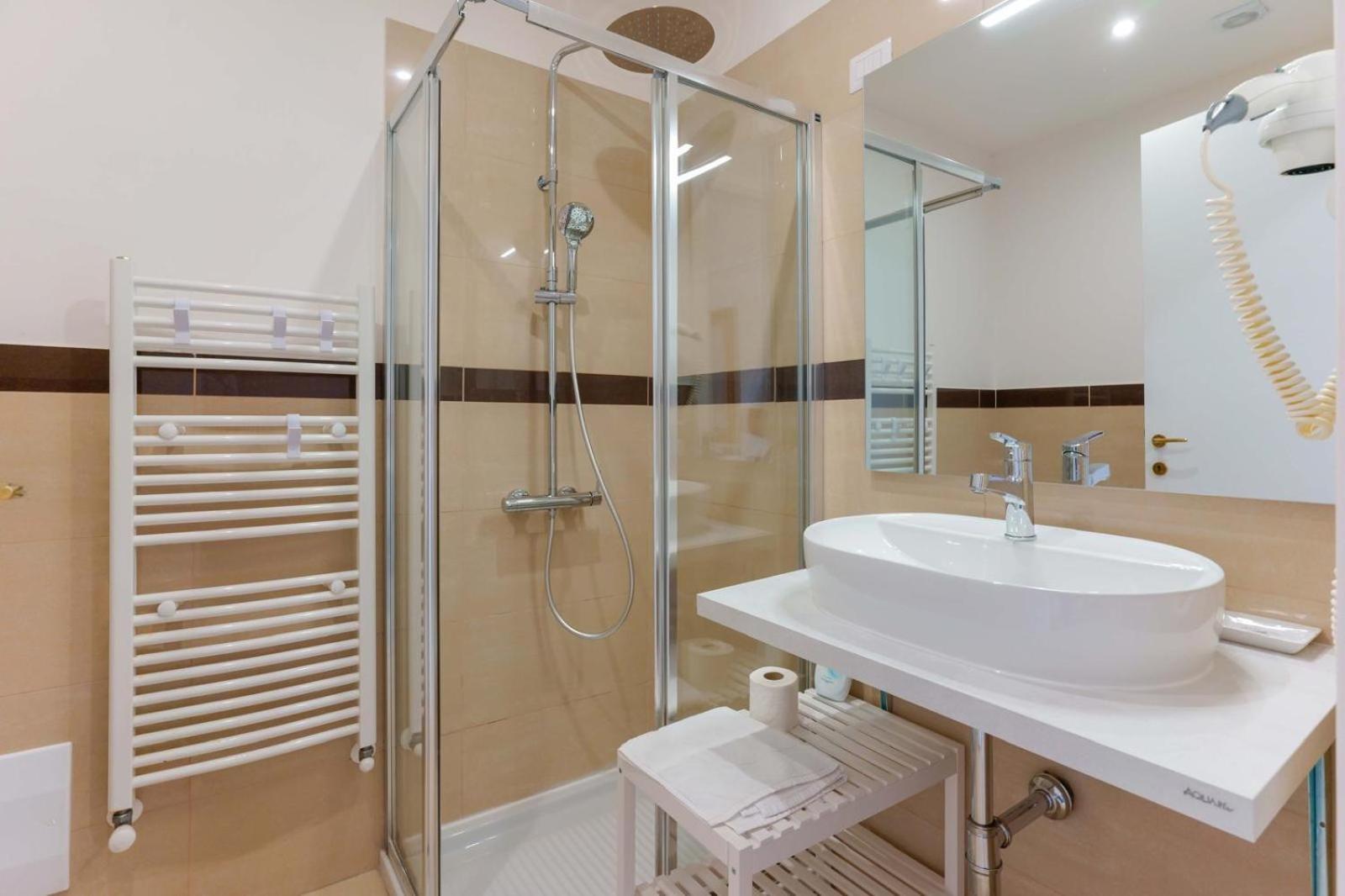 Affittacamere 5 Stelle Cagliari Ngoại thất bức ảnh